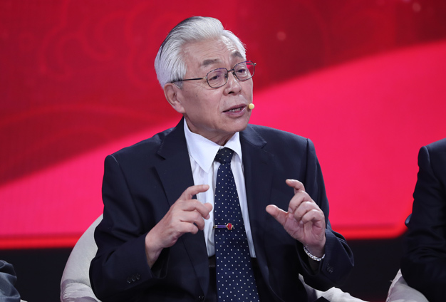 月亮離地球最近，是到達各個遙遠天體的一個&lsquo;轉運站&rsquo;。