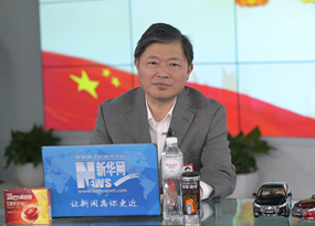 李明在訪(fǎng)談現(xiàn)場(chǎng)