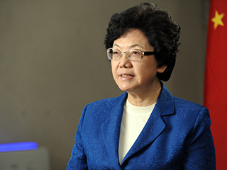 大醫(yī)院人滿為患，社區(qū)醫(yī)院門可羅雀怎么破？