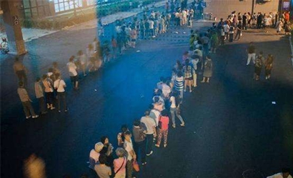 大醫(yī)院人滿為患，社區(qū)醫(yī)院門可羅雀怎么破？