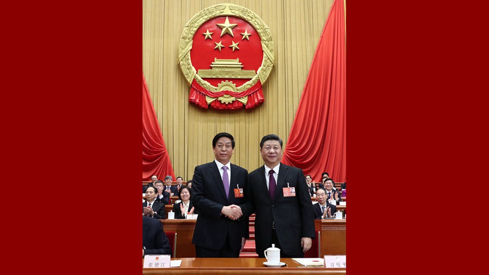 習(xí)近平當(dāng)選國家主席、中央軍委主席