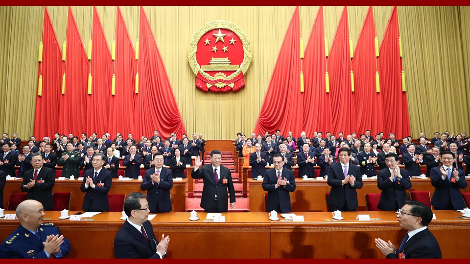 習(xí)近平當(dāng)選國家主席、中央軍委主席