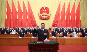 習(xí)近平當(dāng)選國家主席、中央軍委主席