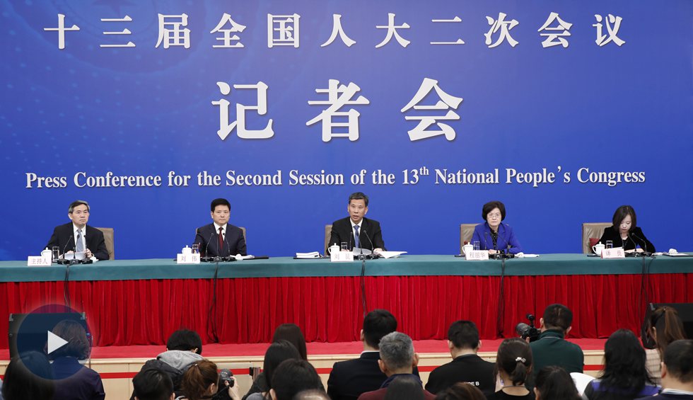 財(cái)政部就&ldquo;財(cái)稅改革和財(cái)政工作&rdquo;答記者問(wèn)
