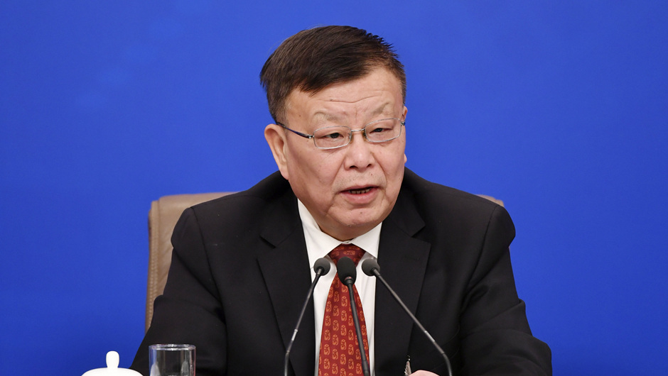 全國政協(xié)常委、副秘書長（兼）、提案委員會(huì)副主任，九三學(xué)社中央副主席 賴明