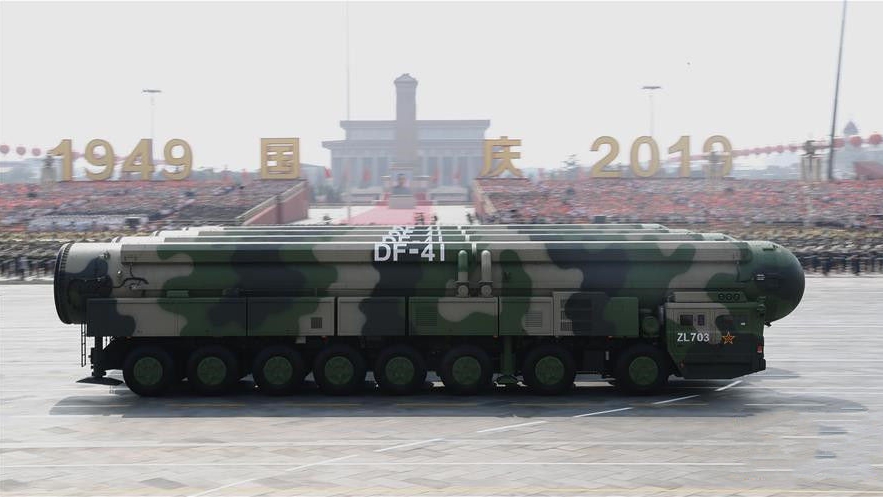 300秒回顧國慶70周年大閱兵！東風-41、殲-20震撼亮相