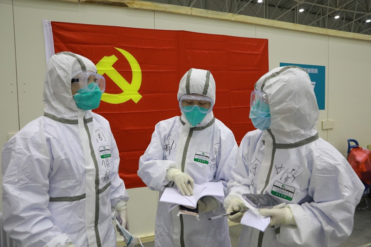 辛識平：黨員站立的位置，就是守護(hù)人民的防線