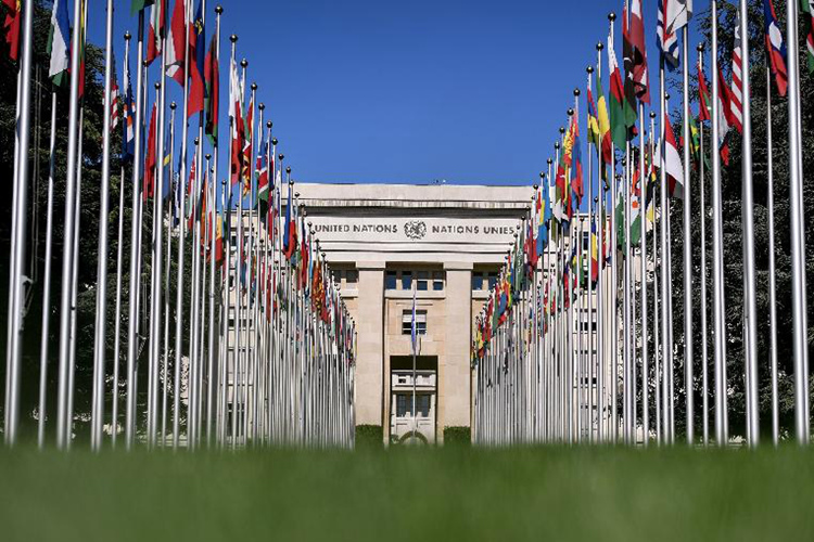 新華社評(píng)論員：擔(dān)當(dāng)歷史責(zé)任，共創(chuàng)歷史偉業(yè)&mdash;&mdash;評(píng)習(xí)近平主席在第七十五屆聯(lián)合國大會(huì)一般性辯論上的重要講話