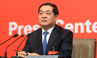 山東省經(jīng)濟(jì)和信息化委員會(huì)黨組書記、主任錢煥濤