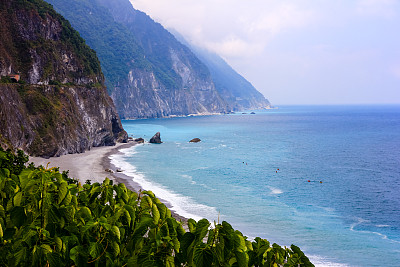 國務(wù)院臺辦、國家發(fā)展改革委等出臺《關(guān)于促進(jìn)兩岸經(jīng)濟(jì)文化交流合作的若干措施》