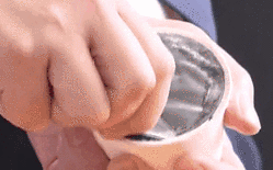 味同嚼鐵？ 日本&ldquo;鐵味&rdquo;冰淇淋面世