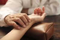 【健康解碼】中醫(yī)藥如何治療股骨頭壞死？