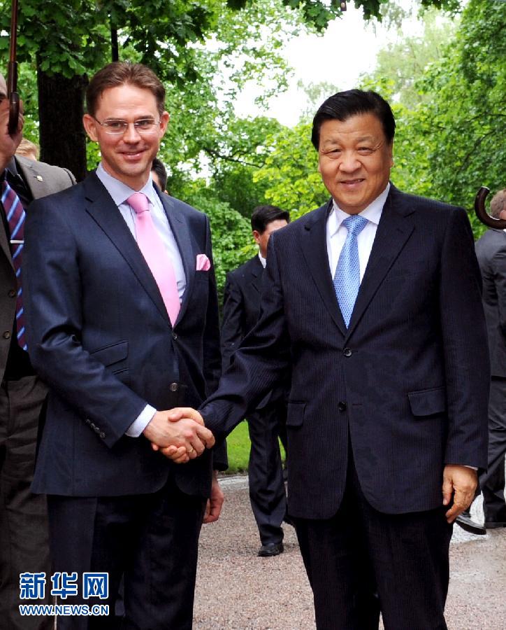 6月12日，中共中央政治局常委、中央書記處書記劉云山在赫爾辛基會見芬蘭總理卡泰寧。 新華社記者饒愛民攝