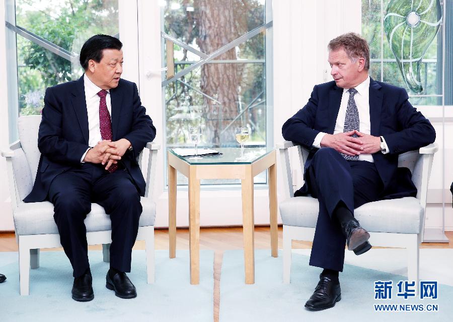 6月12日，中共中央政治局常委、中央書記處書記劉云山在赫爾辛基會(huì)見芬蘭總統(tǒng)尼尼斯特。 新華社記者姚大偉攝 