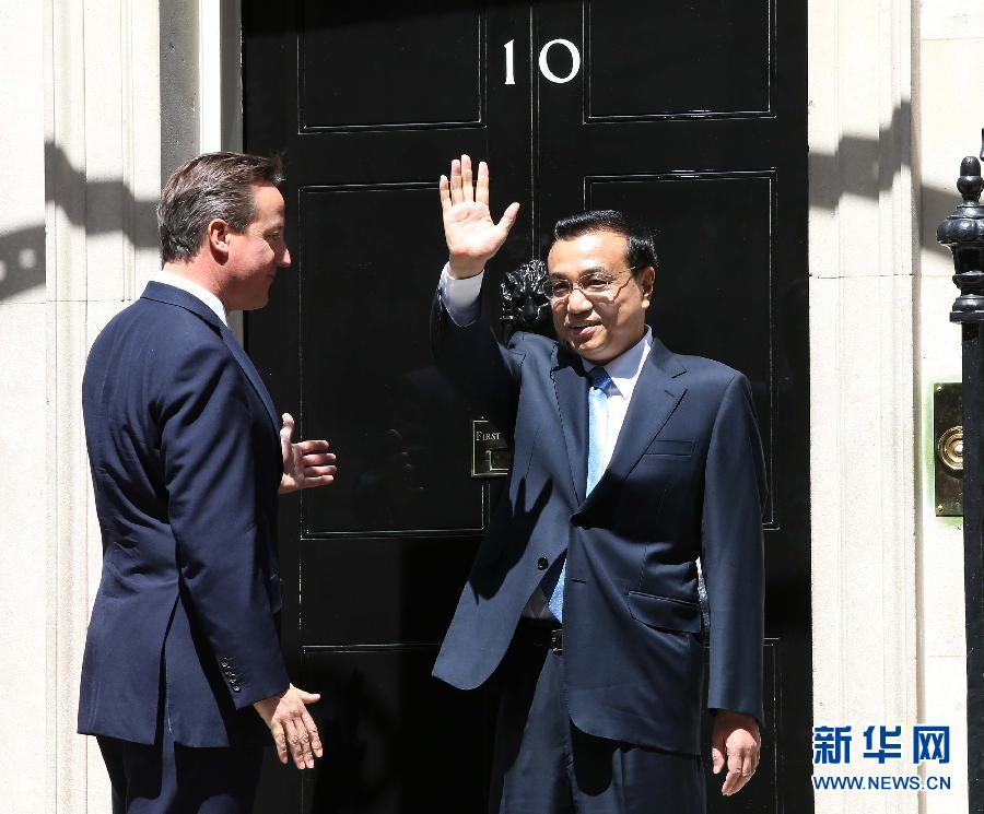 6月17日，中國國務院總理李克強在倫敦唐寧街10號首相府同英國首相卡梅倫舉行中英總理年度會晤。新華社記者 龐興雷 攝