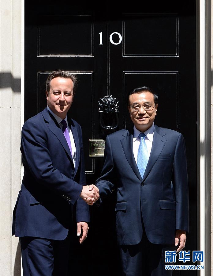 6月17日，國務院總理李克強在倫敦唐寧街10號首相府同英國首相卡梅倫舉行中英總理年度會晤。新華社記者 李濤 攝