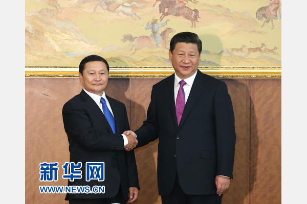 8月22日，國(guó)家主席習(xí)近平在烏蘭巴托會(huì)見(jiàn)蒙古國(guó)總理阿勒坦呼亞格。 新華社記者龐興雷攝 