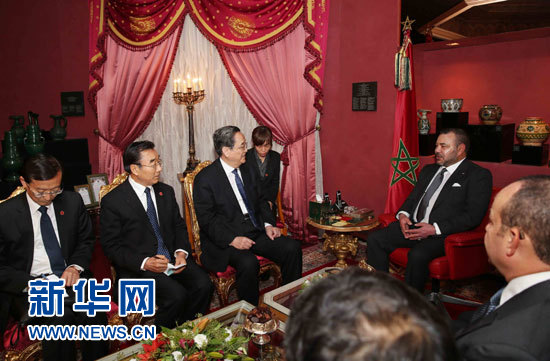11月4日，中國(guó)全國(guó)政協(xié)主席俞正聲在非斯會(huì)見摩洛哥國(guó)王穆罕默德六世。 新華社記者 劉衛(wèi)兵 攝