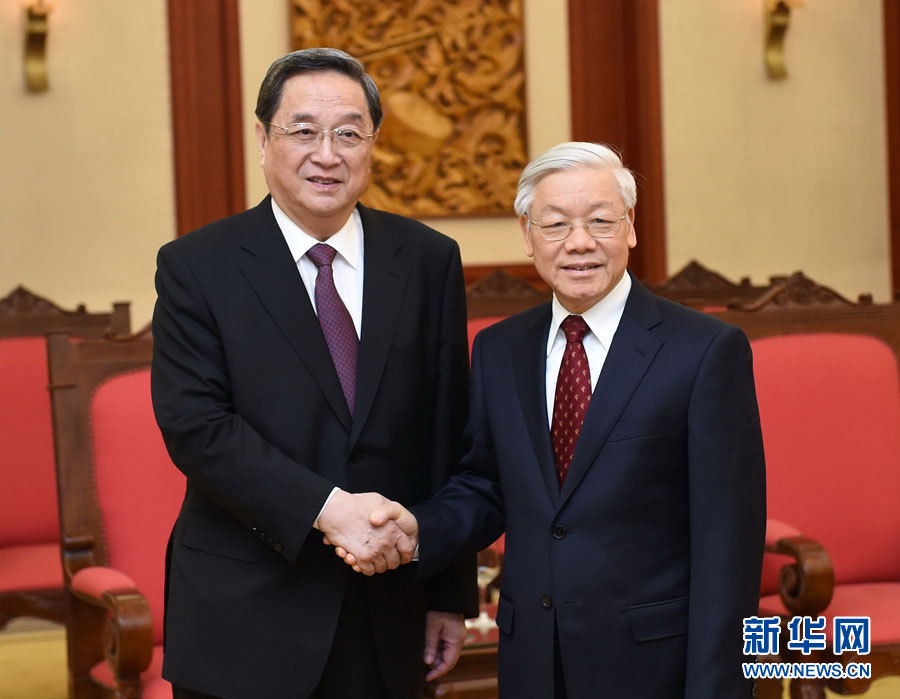 12月25日至27日，中共中央政治局常委、全國政協(xié)主席俞正聲對(duì)越南進(jìn)行正式訪問。這是12月26日，俞正聲在河內(nèi)會(huì)見越共中央總書記阮富仲。 新華社記者劉建生攝