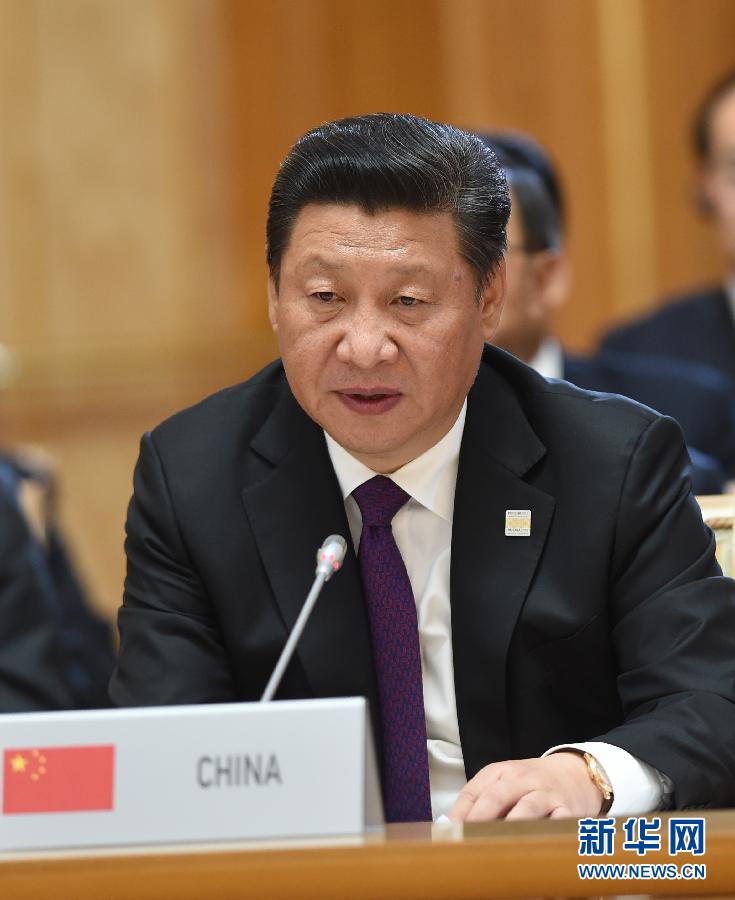 7月9日，金磚國(guó)家領(lǐng)導(dǎo)人第七次會(huì)晤在俄羅斯烏法舉行。中國(guó)國(guó)家主席習(xí)近平、俄羅斯總統(tǒng)普京、巴西總統(tǒng)羅塞夫、印度總理莫迪、南非總統(tǒng)祖馬出席。這是習(xí)近平發(fā)表題為《共建伙伴關(guān)系　共創(chuàng)美好未來》的主旨講話。新華社記者 饒愛民 攝 