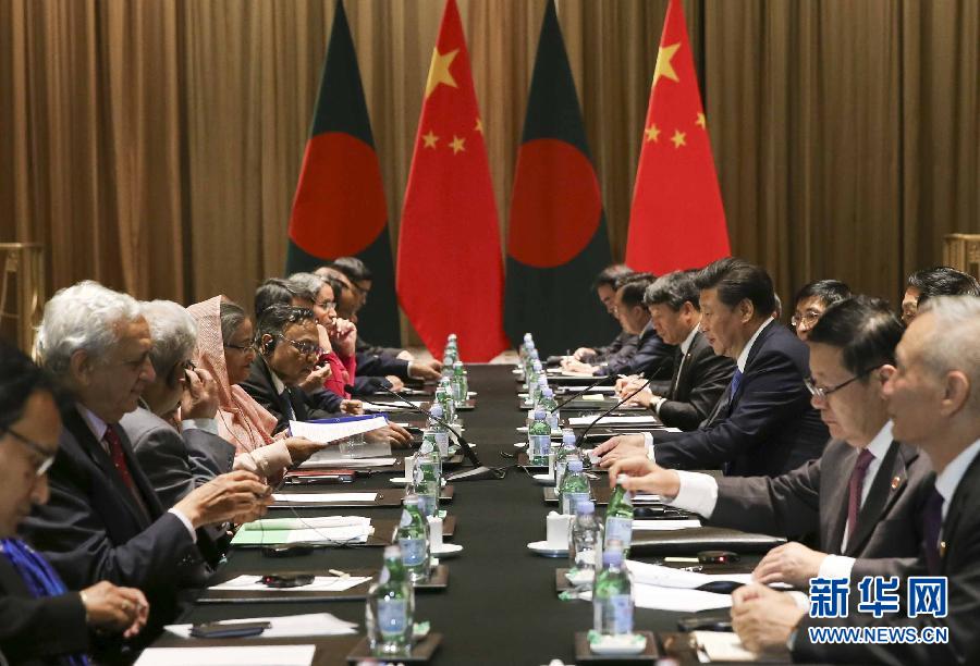 9月26日，國(guó)家主席習(xí)近平在紐約會(huì)見孟加拉國(guó)總理哈西娜。新華社記者蘭紅光攝 