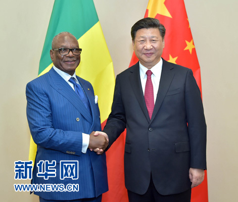 12月3日，國家主席習(xí)近平在約翰內(nèi)斯堡會(huì)見馬里總統(tǒng)凱塔。新華社記者 李濤 攝 