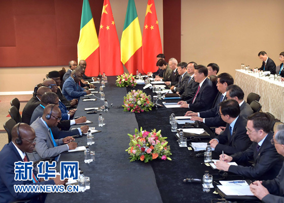 12月3日，國家主席習(xí)近平在約翰內(nèi)斯堡會(huì)見馬里總統(tǒng)凱塔。新華社記者 李濤 攝