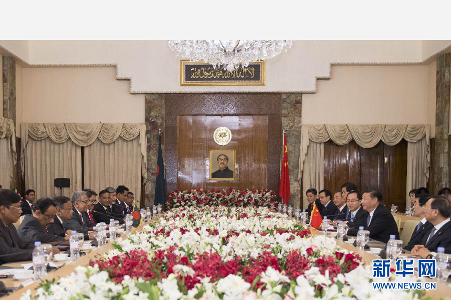 10月14日，國家主席習(xí)近平在達卡會見孟加拉國總統(tǒng)哈米德。新華社記者謝環(huán)馳攝 