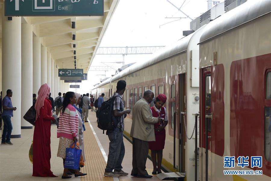 (中非合作論壇·新華全媒頭條·圖文互動(dòng))(2)跨越萬(wàn)里的共同夢(mèng)想——寫(xiě)在中非合作論壇北京峰會(huì)召開(kāi)之際