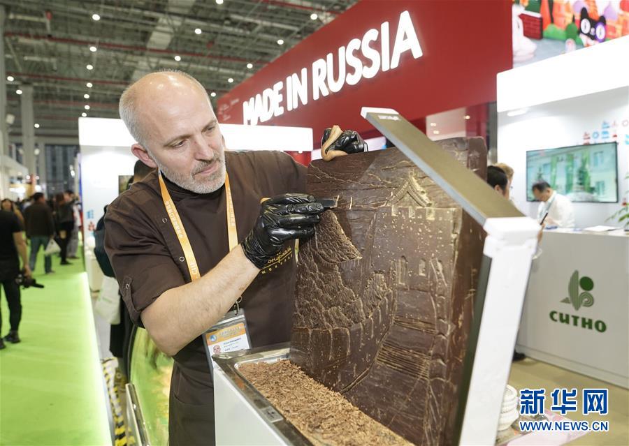 （新華全媒頭條&middot;聚焦進(jìn)口博覽會&middot;圖文互動）（17）海納百川 利達(dá)天下&mdash;&mdash;首屆中國國際進(jìn)口博覽會巡禮