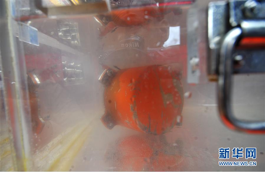 (國際)(1)印尼打撈起去年失事的獅航客機第二個黑匣子