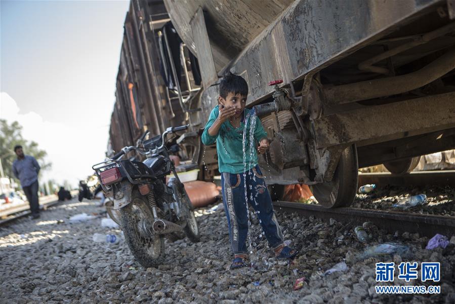 （國際）（3）鐵軌上的&ldquo;家&rdquo;