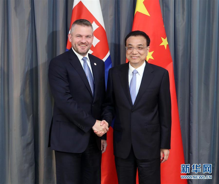 (時(shí)政)李克強(qiáng)會(huì)見(jiàn)斯洛伐克總理佩列格里尼