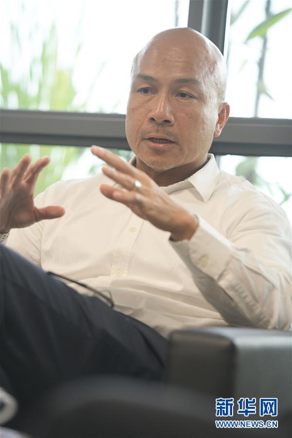 (國際·“一帶一路”高峰論壇·圖文互動)專訪:“一帶一路”倡議對于亞洲的發(fā)展具有重要意義——訪新加坡南洋理工大學(xué)學(xué)者廖振揚