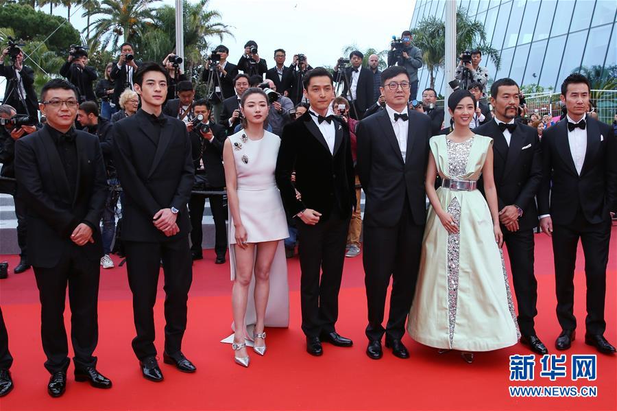 (國(guó)際)(6)戛納電影節(jié):中國(guó)影片《南方車(chē)站的聚會(huì)》首映