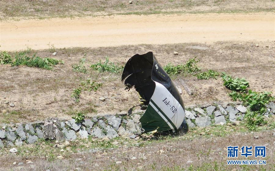 (國(guó)際)(1)越南一軍機(jī)墜毀 2人死亡