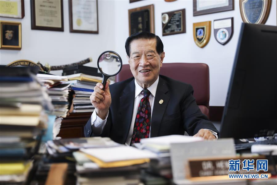 （國際&middot;圖文互動）（1）專訪：&ldquo;中國共產(chǎn)黨做對了！&rdquo;&mdash;&mdash;訪美籍華裔刑事鑒識專家李昌鈺