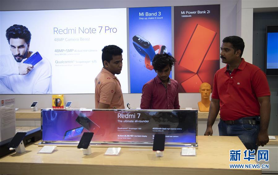 （習(xí)近平出訪配合稿&middot;圖文互動(dòng)）（5）特稿：電影、瑜伽、智能手機(jī)&mdash;&mdash;中印兩個(gè)文明古國交往&ldquo;新故事&rdquo;