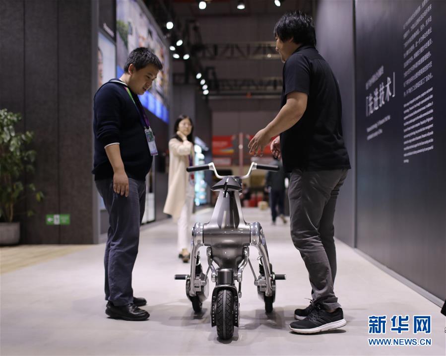 (新華全媒頭條·第二屆進(jìn)博會(huì)·圖文互動(dòng))(3)進(jìn)博之光輝耀世界 ——寫在第二屆中國(guó)國(guó)際進(jìn)口博覽會(huì)開(kāi)幕之際