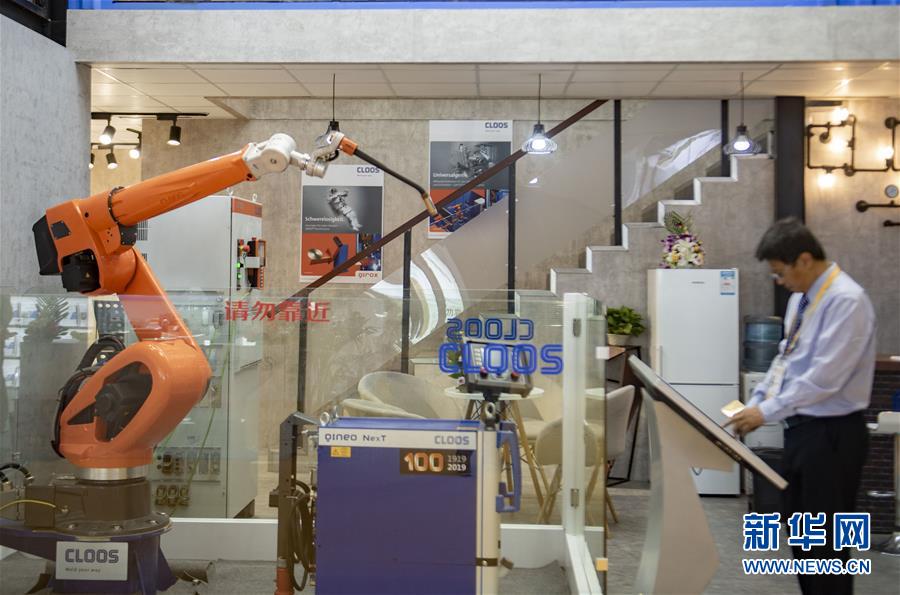 (新華全媒頭條·圖文互動)(5)共襄盛舉 共享未來——與會人士熱議習(xí)近平主席在第二屆中國國際進口博覽會上的主旨演講