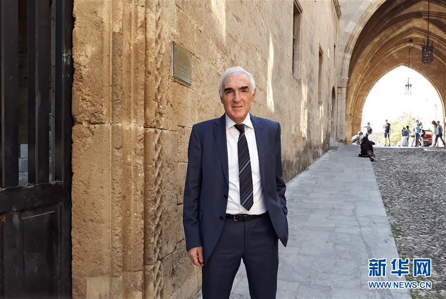 (習(xí)近平出訪配合稿·圖文互動)專訪:“與習(xí)主席見面是我人生的獨特經(jīng)歷”——訪希臘羅德島愛琴海學(xué)院負(fù)責(zé)人斯庫爾托斯