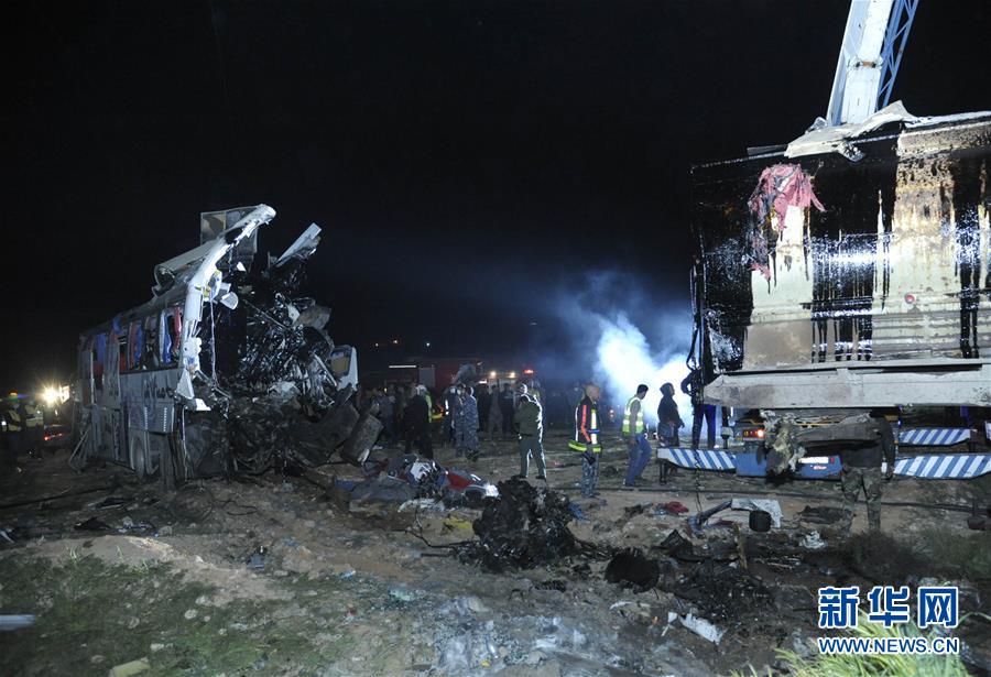 (國際)(4)敘利亞首都附近發(fā)生重大交通事故