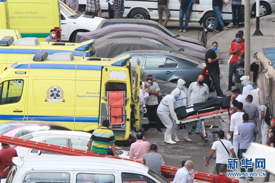 (國(guó)際)(1)埃及一家私立醫(yī)院發(fā)生火災(zāi)致7人死亡