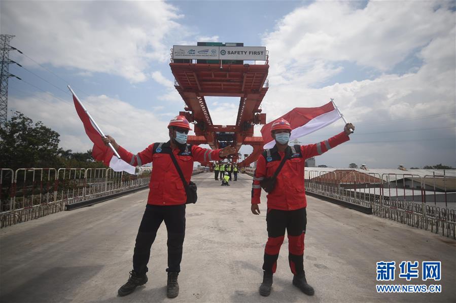 (國際·圖文互動(dòng))(7)雅萬高鐵全線開始持續(xù)架梁