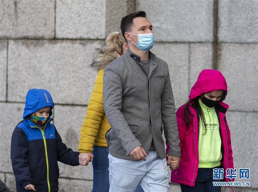 （國(guó)際疫情）（2）英國(guó)新冠確診病例數(shù)過(guò)百萬(wàn) 計(jì)劃再度實(shí)施&ldquo;禁足&rdquo;措施