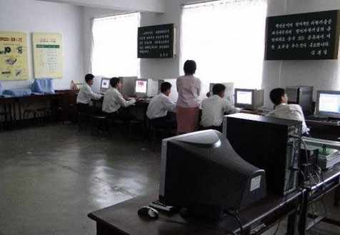 朝鮮斷網(wǎng)，是誰(shuí)拔的插頭？