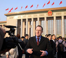 中國兩會(huì) 老外們都關(guān)注什么？