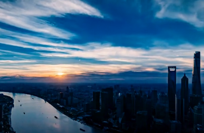 這一刻，瞰上海