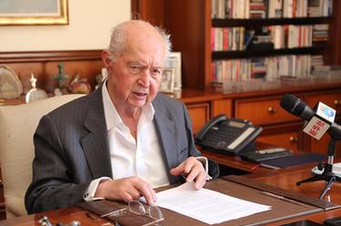 全球連線：中國共產(chǎn)黨帶領中國取得的成就前所未有&mdash;&mdash;訪塞浦路斯前總統(tǒng)喬治&middot;瓦西利烏