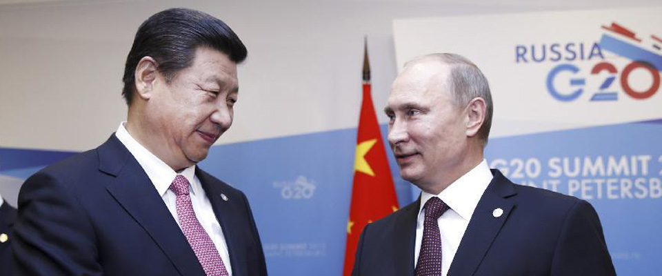 2013年9月，習(xí)近平在圣彼得堡會(huì)見普京